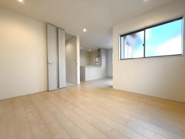 市川市若宮３丁目の新築一戸建
