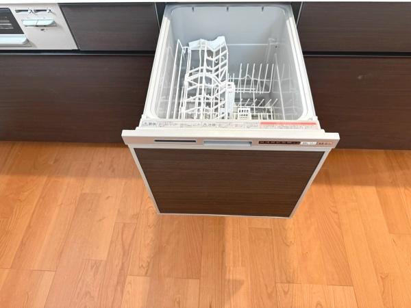 市川市市川２丁目の新築一戸建
