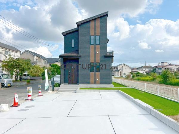 敷地約70坪　P3台　庭付き戸建　002