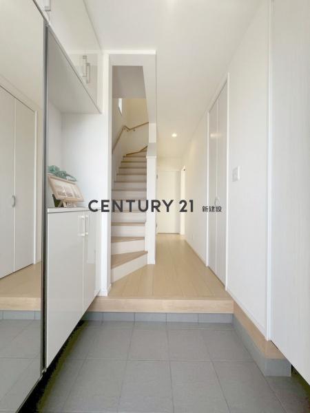 敷地約70坪　P3台　庭付き戸建　002