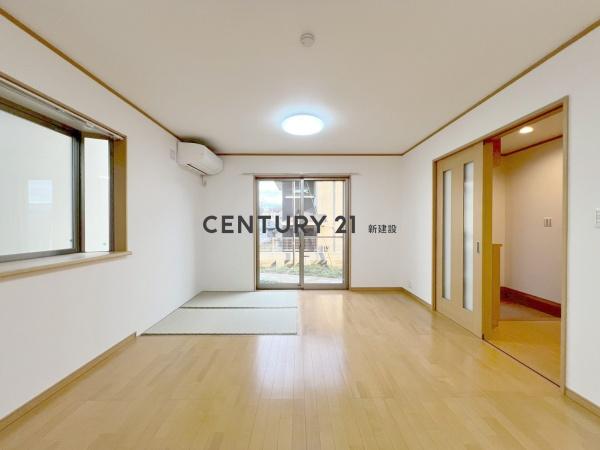 船橋市滝台1丁目の中古一戸建て(リビング)