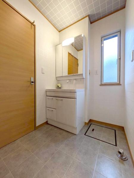 市川市若宮３丁目の中古一戸建て