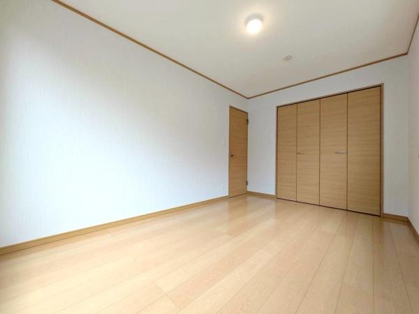 市川市若宮３丁目の中古一戸建て