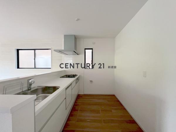 敷地50坪　ワイドバルコニー　P2台以上　002