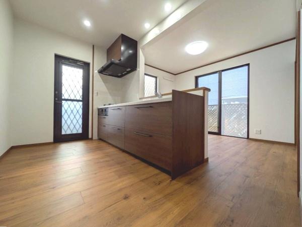 市川市若宮３丁目の中古一戸建て