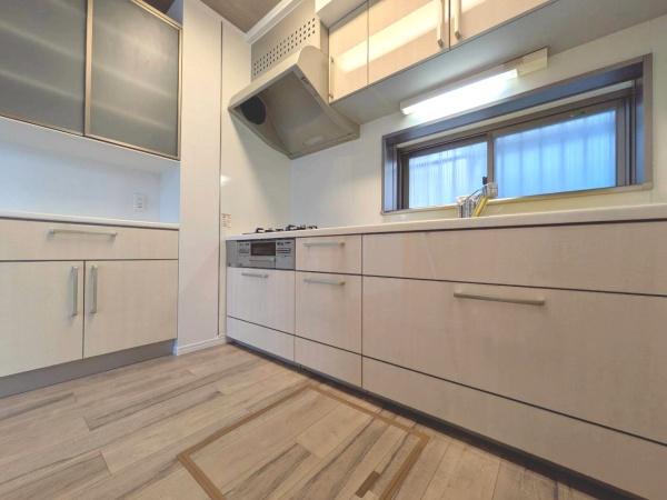 市川市八幡５丁目の中古一戸建て