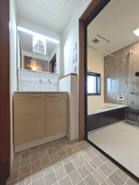 市川市八幡５丁目の中古一戸建て