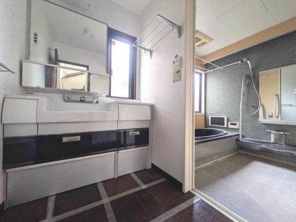八千代市大学町２丁目の中古一戸建て