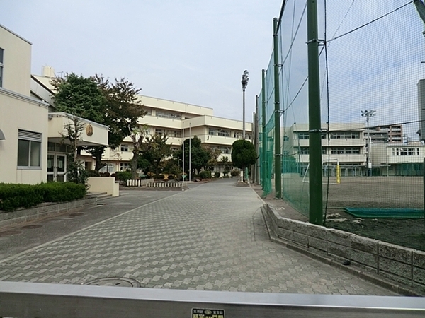東寺尾マンション(横浜市立鶴見中学校)