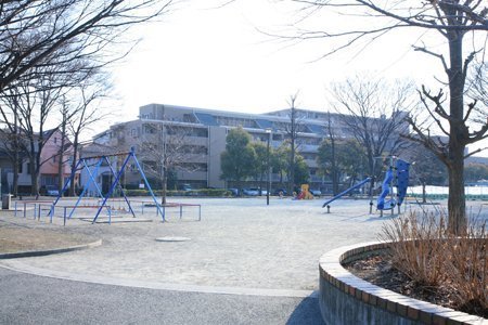 鶴見ダイカンプラザⅡ(平安公園)