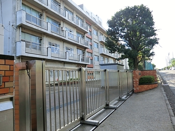 ルイシャトレ新横浜ガーデンスクウェア(横浜市立新羽小学校)