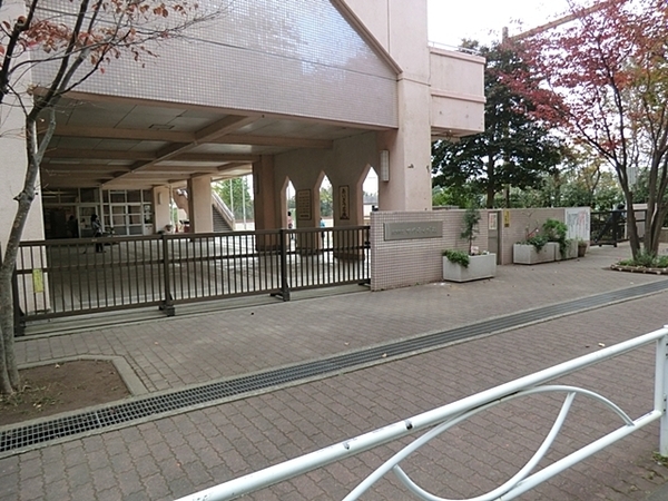 新築一戸建 1号棟(横浜市立中川西小学校)