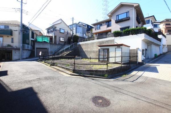 横浜市鶴見区梶山２丁目の土地