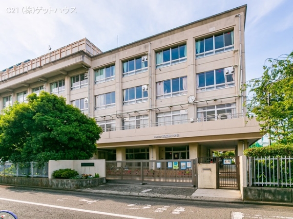 川崎市幸区南加瀬4丁目の新築一戸建(川崎市立南加瀬小学校)