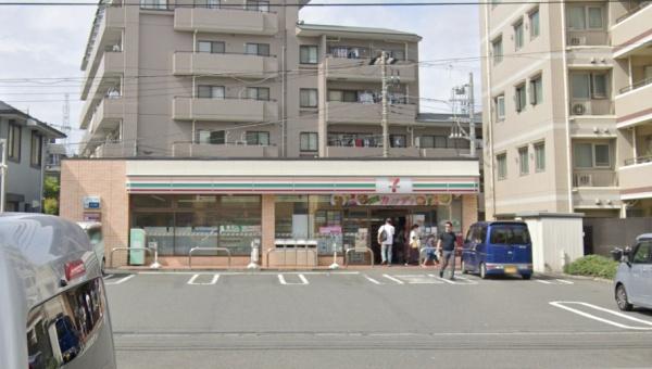 新築一戸建 B号棟(セブンイレブン横浜中里店)