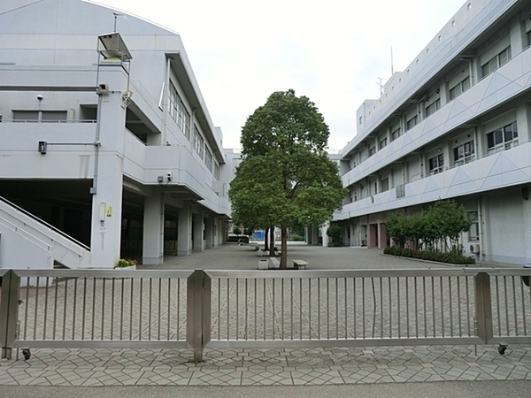 横浜市鶴見区江ケ崎町の土地(横浜市立新鶴見小学校)
