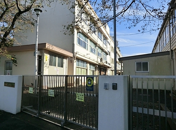 横浜市港北区高田西5丁目の土地(横浜市立高田小学校)