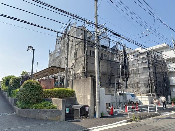 新築一戸建 A棟(前面道路含む現地写真)