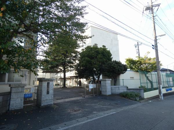 横浜市港南区上永谷２丁目の土地(横浜市立上永谷中学校)