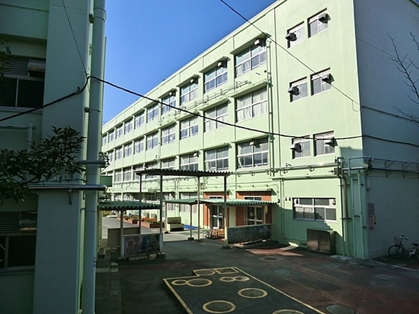 横浜市港北区篠原町の中古一戸建て(横浜市立篠原西小学校)