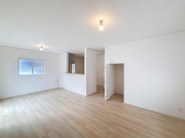 新築一戸建　４号棟