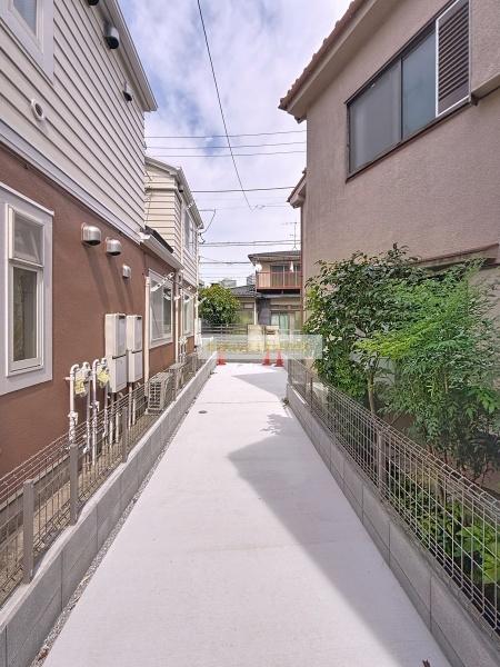 新築一戸建(駐車場)