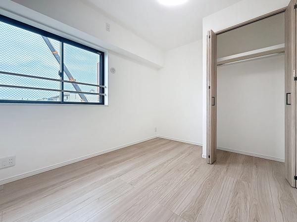 モアグランデ新横浜北(洋室)