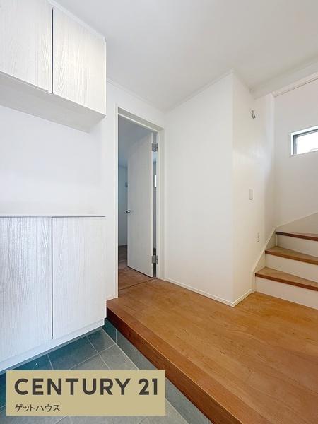 新築一戸建 1号棟(玄関)