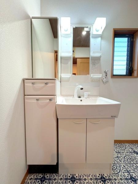 横浜市神奈川区白幡東町の中古一戸建て