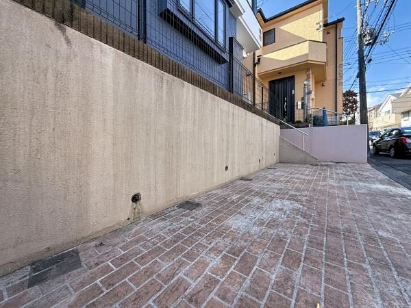 横浜市鶴見区獅子ケ谷１丁目の中古一戸建て