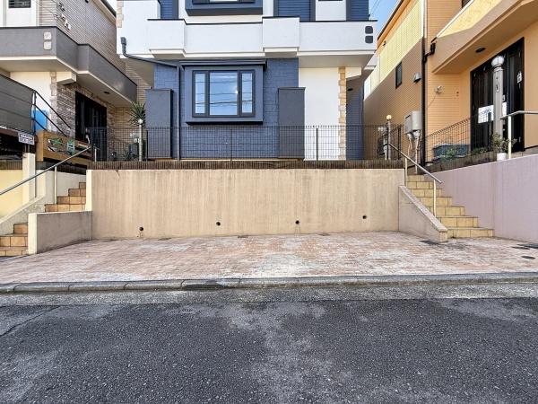 横浜市鶴見区獅子ケ谷１丁目の中古一戸建て