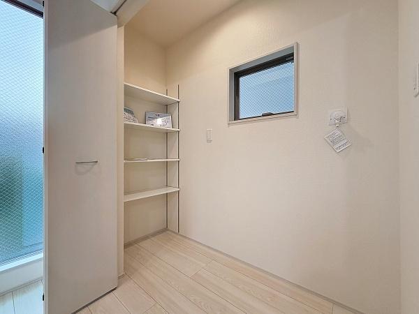 新築一戸建　２号棟