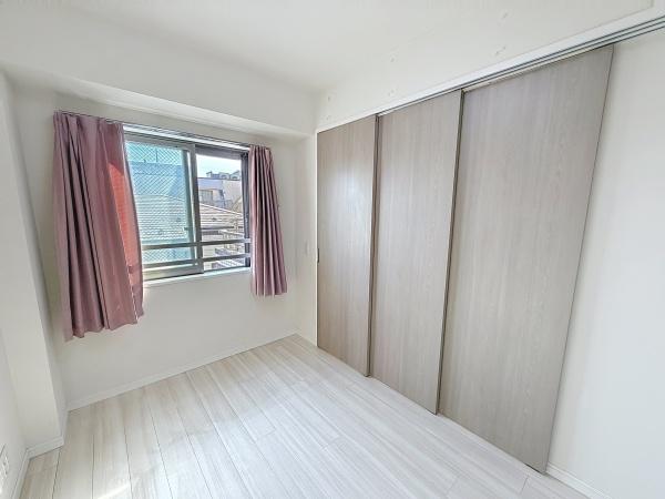 セルアージュ横濱大口Les2(洋室)