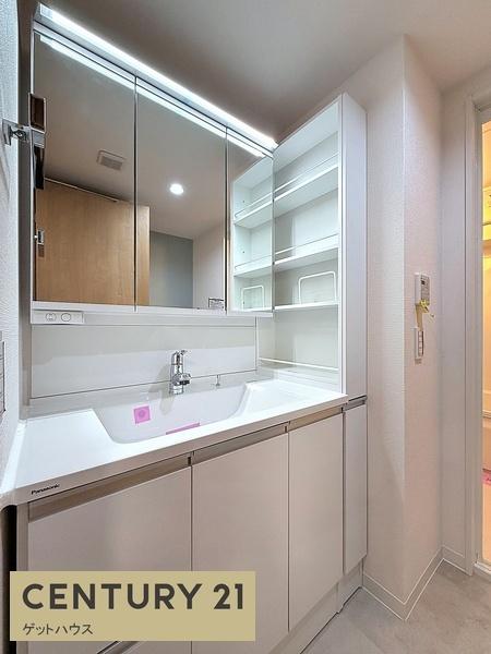 グランシティユーロパレス武蔵中原(洗面台・洗面所)