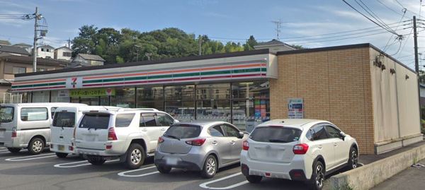 パレステージ中山Ⅱ(セブンイレブン横浜中山南店)