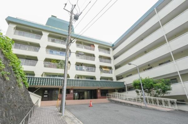 大倉山パークハイツ