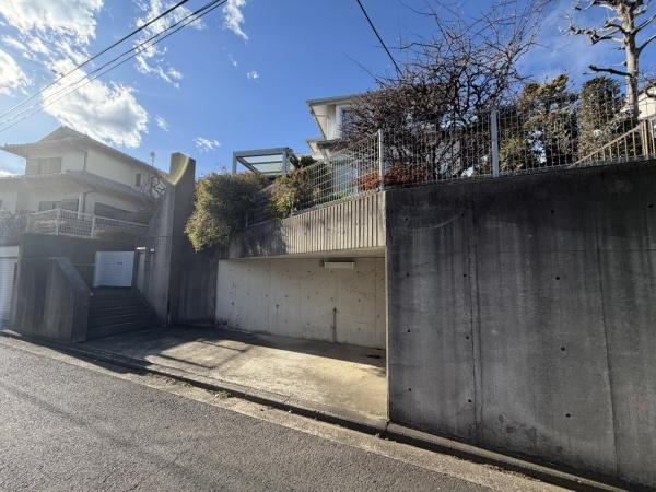 横浜市神奈川区片倉２丁目の土地