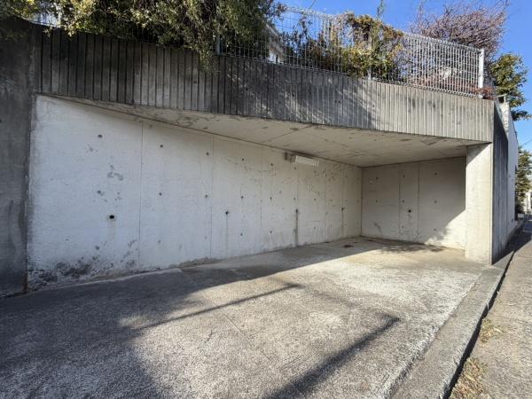 横浜市神奈川区片倉２丁目の土地