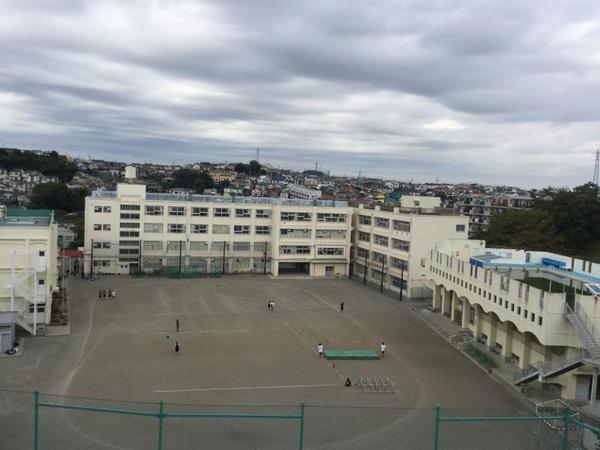 横浜市南区別所６丁目の新築一戸建(横浜市立南が丘中学校)