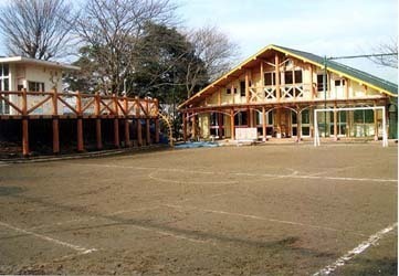 クリオ片倉八番館(神大寺幼稚園)