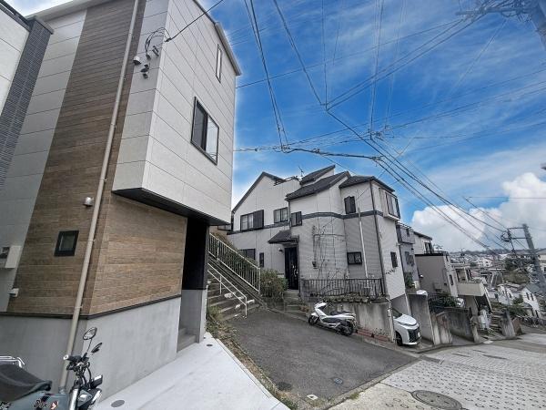 横浜市神奈川区栗田谷の中古一戸建て