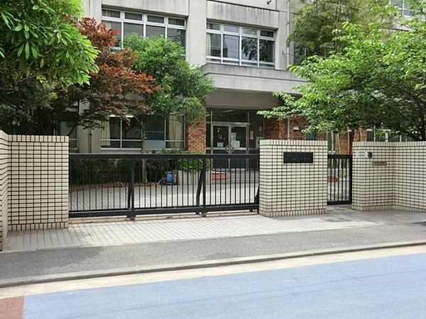 川崎市川崎区渡田２丁目の土地(川崎市立田島小学校)