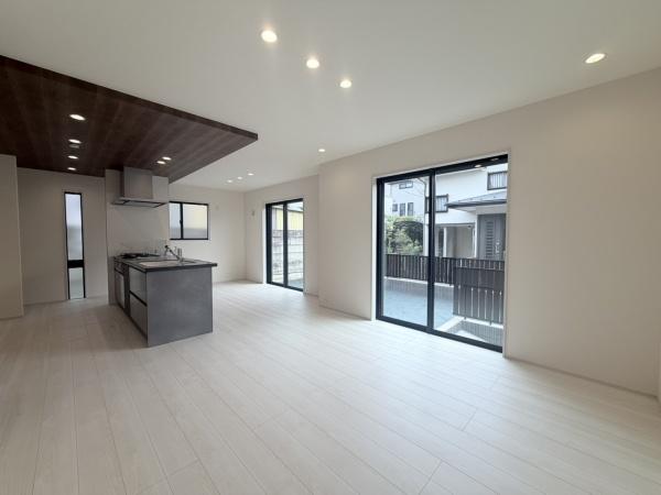 新築一戸建　１号棟