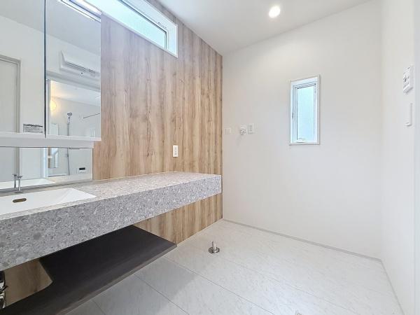 新築一戸建　５号棟