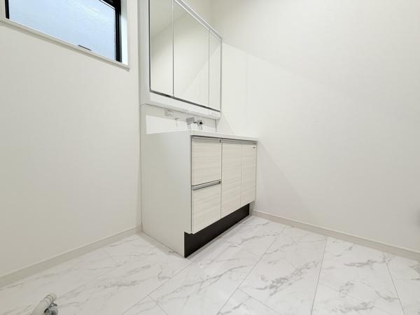 新築一戸建　２号棟