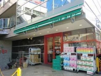 横浜市神奈川区六角橋２丁目の土地(まいばすけっと篠原西町店)