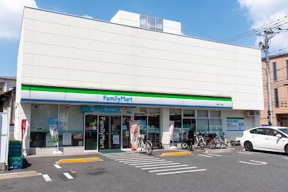 メイツ綾瀬(ファミリーマート小菅三丁目店)