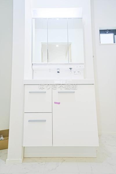 葛飾区西新小岩５丁目　新築戸建　3号棟