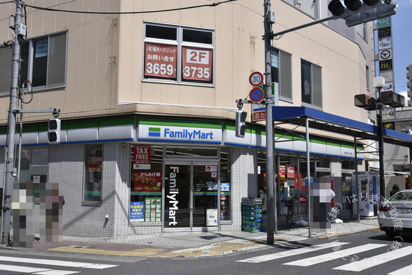 ベルヴィータ小岩(ファミリーマート小岩サンロード店)