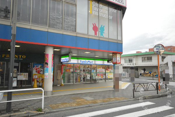 ルックハイツ金町(ファミリーマート金町六丁目店)